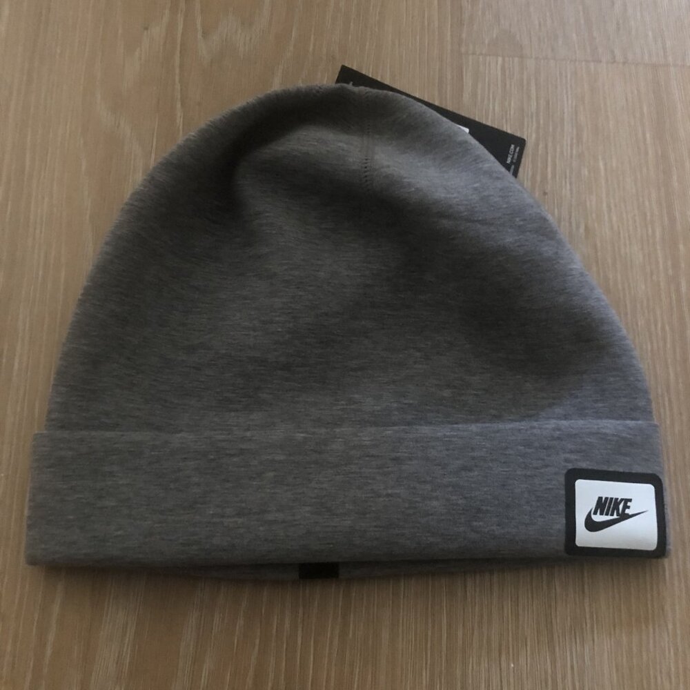 NEW Nike unisex beanie